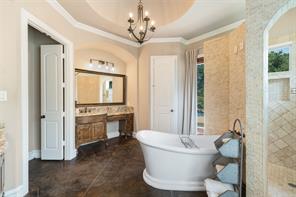 4640 Lake Breeze Drive - Photo 24