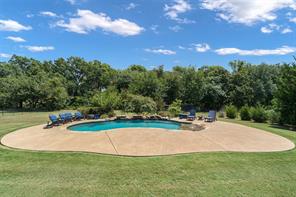 4640 Lake Breeze Drive - Photo 30