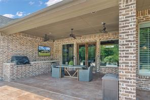 4640 Lake Breeze Drive - Photo 32