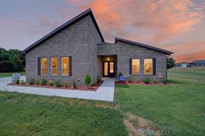 1250 Southfork - Photo 1