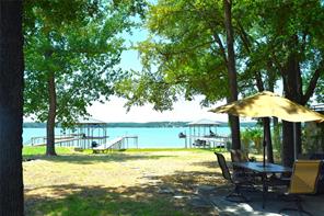 1411 E Lake Drive - Photo 1