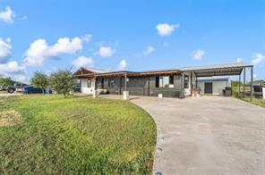 112 County Road 4028a - Photo 1