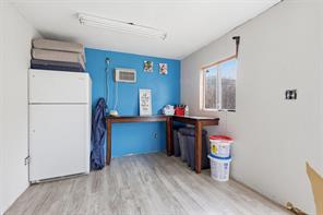 1104 Monterrey Street - Photo 28