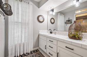 415 N Avenue I - Photo 18