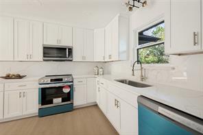 4812 S Ridge Terrace - Photo 6