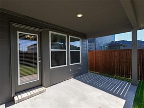 704 Rusty Spurs Place - Photo 18