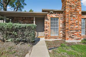 2509 W Oakdale Road - Photo 28