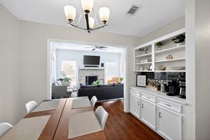2509 W Oakdale Road - Photo 4