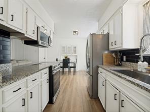 2600 Montclair Lane - Photo 10