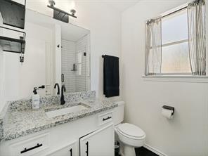 2600 Montclair Lane - Photo 14