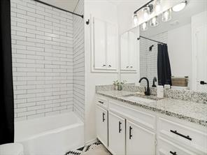2600 Montclair Lane - Photo 18