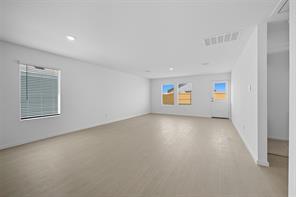 638 Montclair Avenue - Photo 11