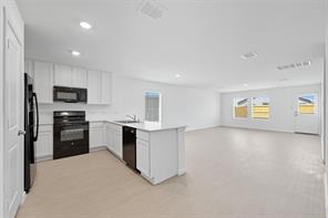 638 Montclair Avenue - Photo 5