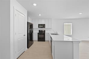 638 Montclair Avenue - Photo 7
