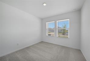 638 Montclair Avenue - Photo 9