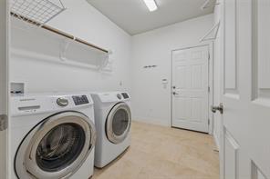 9905 Teakwood Avenue - Photo 21