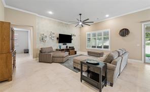 9905 Teakwood Avenue - Photo 4