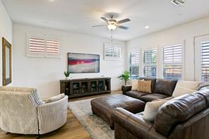 631 Verrine Way - Photo 8