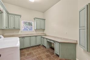 1400 Lewis Drive - Photo 22