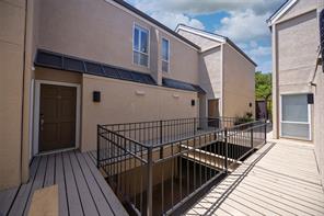 4114 Wycliff Avenue - Photo 29