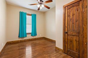 9142 5TH Street - Photo 23