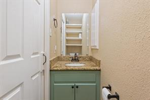 9142 5TH Street - Photo 24