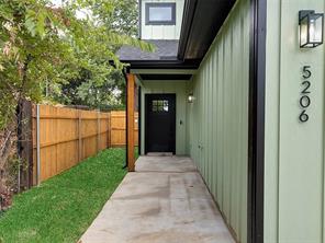 5206 Slate Street - Photo 1