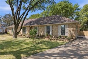 5709 Silver Lake Circle - Photo 1