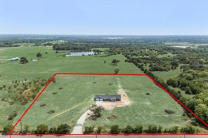 285 County Road 1120 - Photo 1