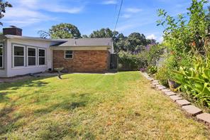3552 Wosley Drive - Photo 32