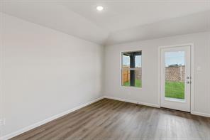 2511 Canadian Way - Photo 7