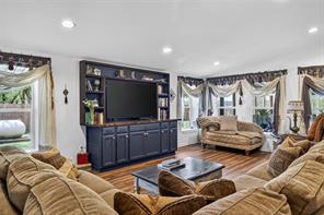 116 Pauline Road - Photo 2