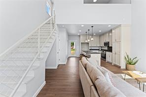 2400 S 12th Street - Photo 3