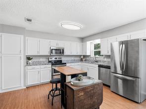 6206 Hott Springs Drive - Photo 7