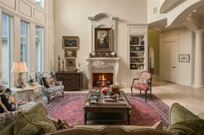 5835 Waggoner Drive - Photo 4