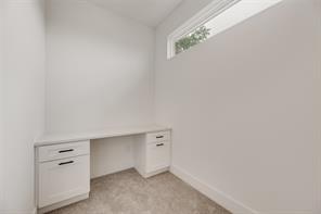 2326 Fairfax Drive - Photo 19