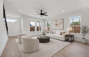 2326 Fairfax Drive - Photo 4