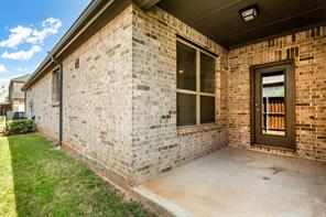 2036 Olivereta Drive - Photo 23