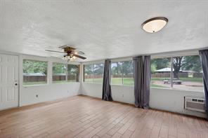 100 Joyner Street - Photo 10