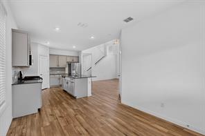 1309 Canuela Way - Photo 13