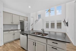 1309 Canuela Way - Photo 7