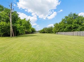 2211 Foster Circle - Photo 1