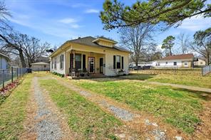 918 W Morgan Street - Photo 2