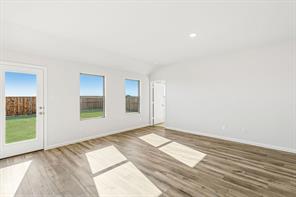 2512 Canadian - Photo 7