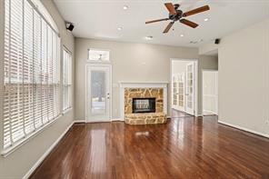 9805 Lacey Lane - Photo 12