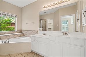 9805 Lacey Lane - Photo 22