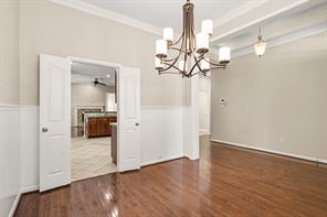 9805 Lacey Lane - Photo 5