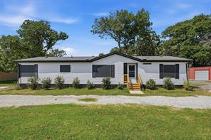 305 Ridgecrest Road - Photo 2