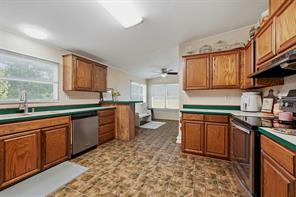 305 Ridgecrest Road - Photo 8