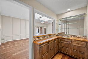 1919 Creek Wood Drive - Photo 11